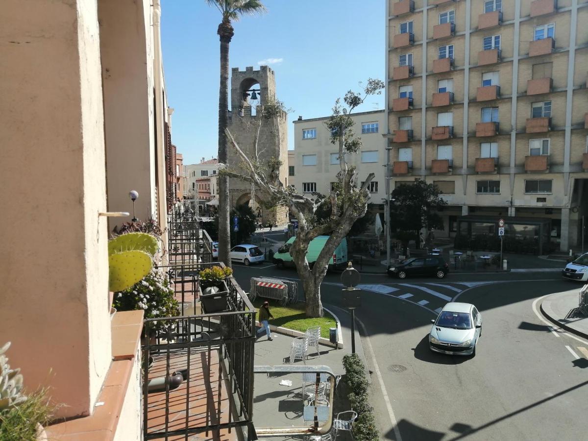 Residenza Schinardi Hotel Oristano Exterior photo